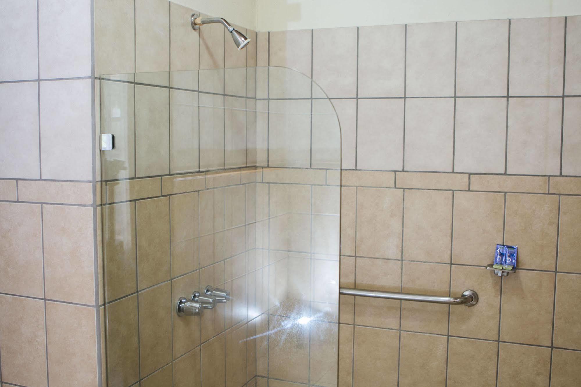 Santa Elena Lodge Cuajiniquil エクステリア 写真